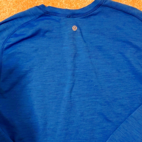 Mens Lululemon Long sleeve shirt - Picture 1 of 2